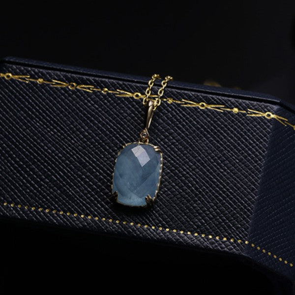 9K SOLID GOLD AQUAMARINE PENDANT